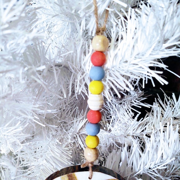 HAND CRAFTED SPRING/EASTER BEADED WOOD ORNAMENT/TIERED TRAY DECOR/RABBIT DECOR - Picture 3 of 4